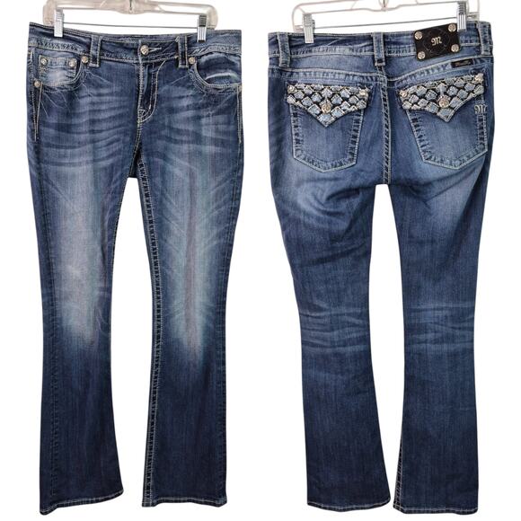 Miss Me Signature Bootcut Jeans Bling Flap Pockets Mid Rise 30 x 34 - Picture 1 of 3